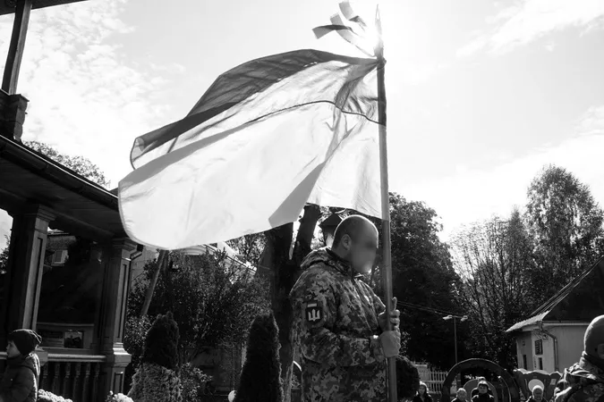 Повернувся додому після довгих місяців невідомості: на Волині поховали Пилипа Климука
