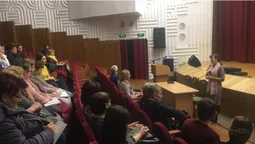 Без паніки, але напоготові: через коронавірус луцькі освітяни зібралися на нараду