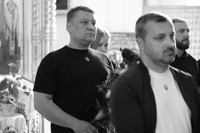 У Луцьку попрощалися із загиблим на Луганщині Романом Гаврилюком (фото)
