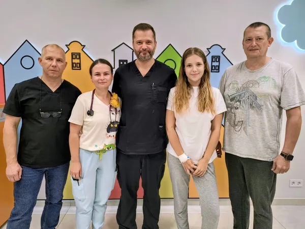 Почали відмовляти органи: 17-річна дівчина підхопила в озері одразу три небезпечні інфекції
