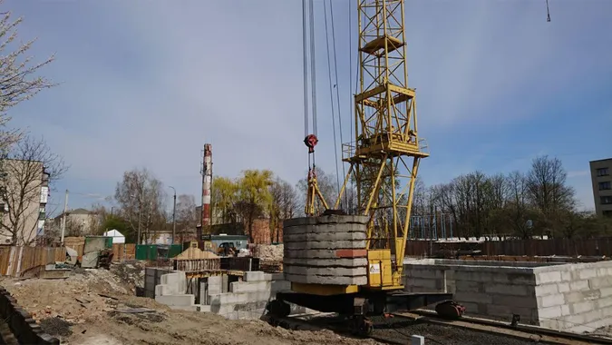 Чому в Луцьку «заморозили» нове будівництво