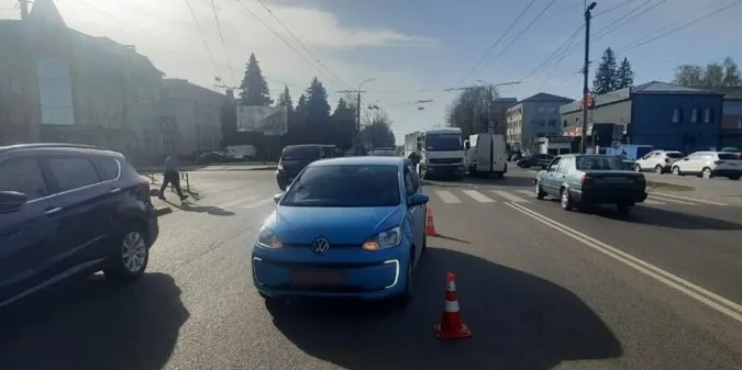 У Луцьку авто збило на переході 25-річного ковельчанина
