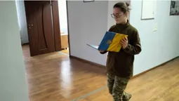 Побувала в зоні бойових дій: 25-річна лучанка служить в обласному ТЦК (фото, відео)