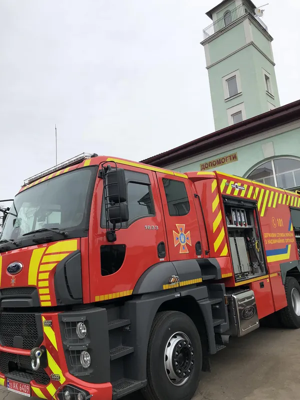 Луцькі рятувальники отримали нове спецавто на базі Ford (фото)