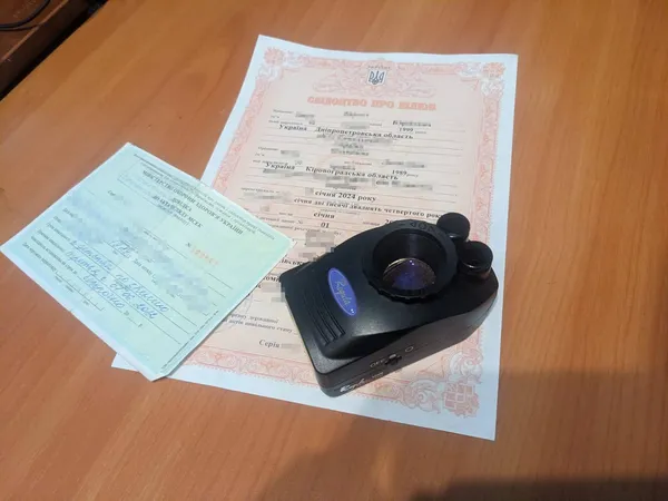 Липове весілля: на волинському кордоні зловили ухилянта (фото)