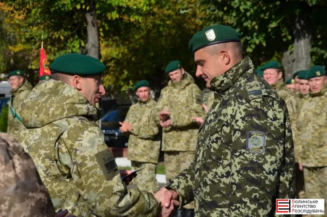 Як у Луцьку прикордонники святкують день Захисника України (фото)