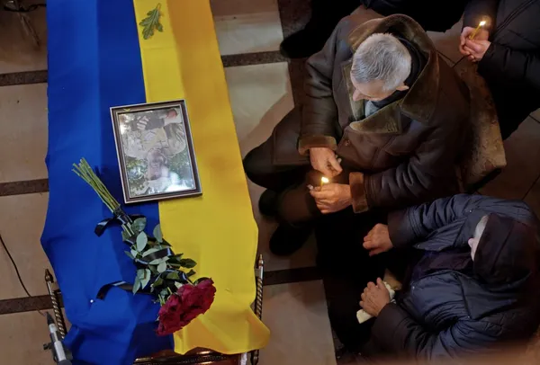 У Володимирі попрощалися із загиблим на війні захисником Анатолієм Крагликом (фото)