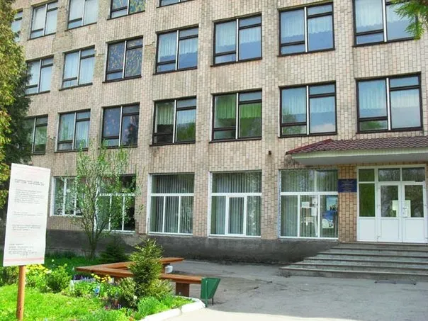 Нововолинському училищу не дали грошей з обласного бюджету на сплату боргів
