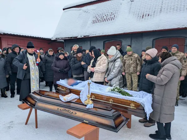Назавжди 46: на Волині попрощалися з воїном Миколою Положевцем (фото)
