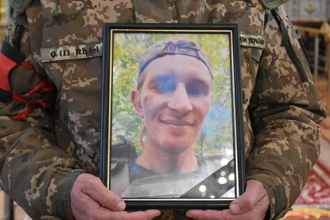 Загинув на Курщині: у Луцьку попрощалися з 31-річним Дмитром Бондаренком (фото)