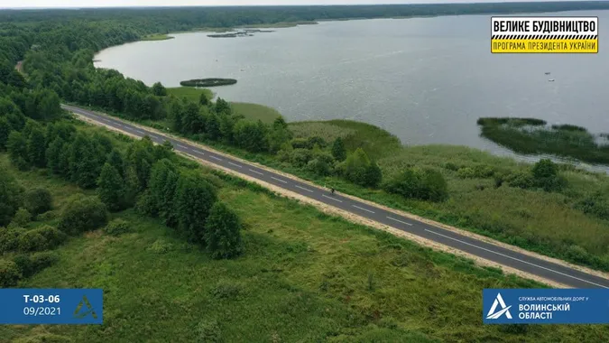 Було-стало: дорожники «реанімували» дорогу до одного з Шацьких озер (фото)