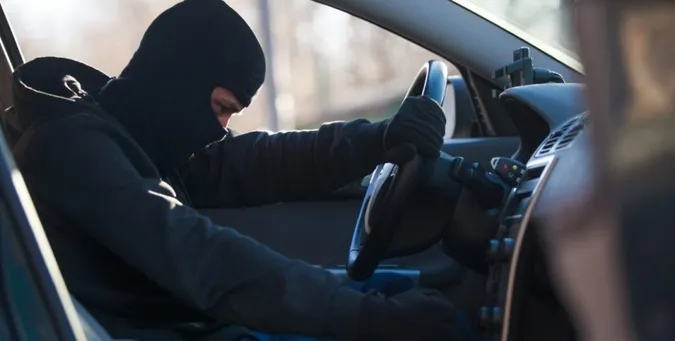 Таксист бився 20 хвилин з ножем у спині: чому Луцький суд не покарав нападника