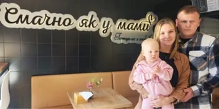 Після поранення, втрати зору і народження доньки: ветеран із Волині відкрив власне кафе (фото)