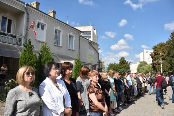 У Луцьку попрощалися з бійцем, який загинув на Сході п’ять років тому (фото)