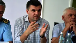 "Ви виконуєте роль "служаки" Порошенка", – Гузь "проїхався" по  Гунчику (відео)