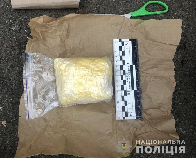 В лучанина знайшли речовину для «варки» амфетаміну (фото)