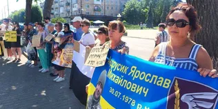 Чекає сина з полону п'ятий рік: у Ковелі пройшла акція на підтримку військовополонених (фото)
