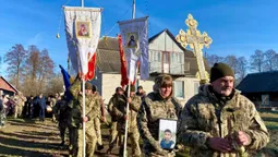 На Волині провели в останню путь захисника Андрія Григоренка (фото)