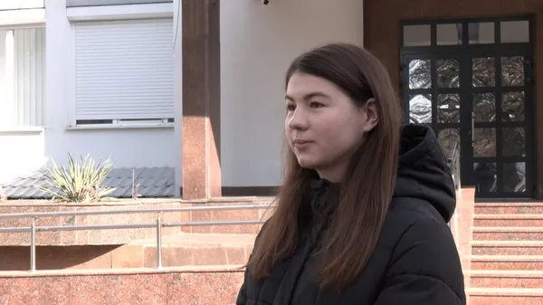 У легкому одязі й без нагляду: у Нововолинську на вулиці знайшли дворічного хлопчика