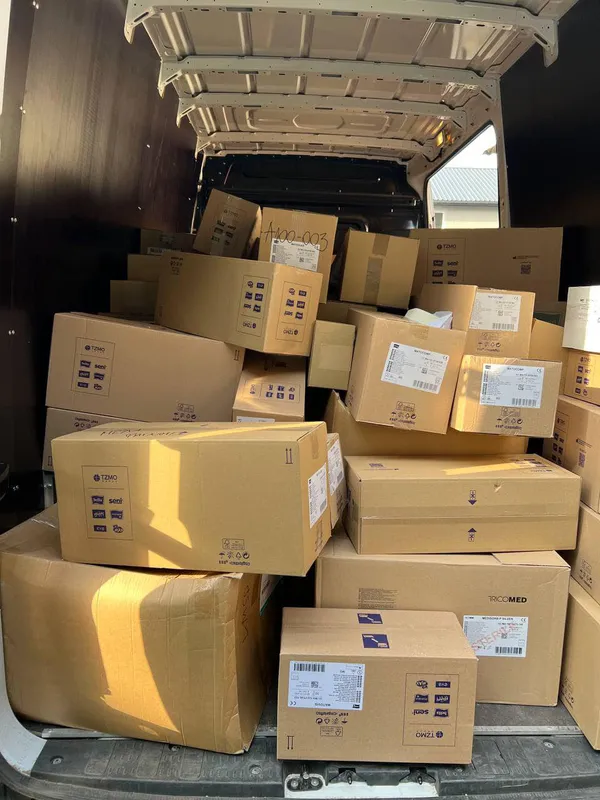 Латвійські лісівники передали на Волинь медикаменти для українських захисників (фото)