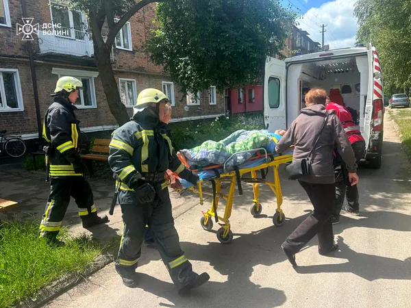 У селі на Волині літня бабуся провалилася у підвал