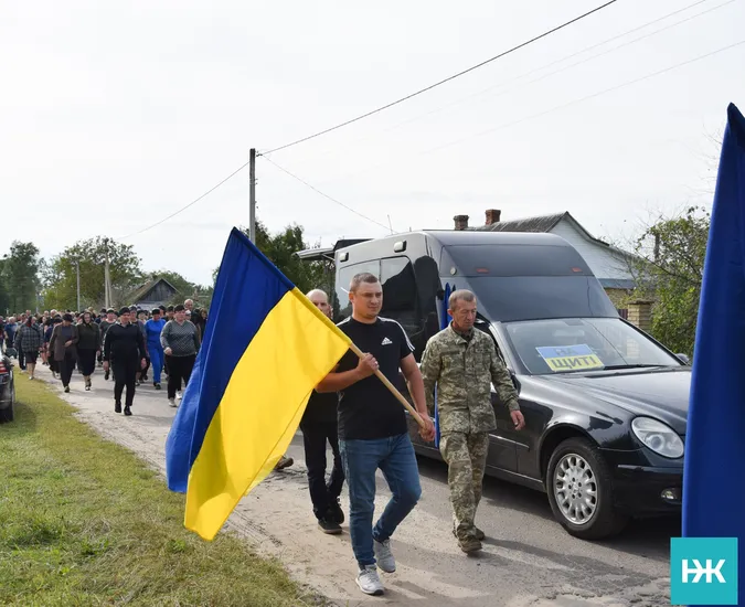 Майже рік вважався зниклим: на Волині попрощалися з воїном Олександром Динем