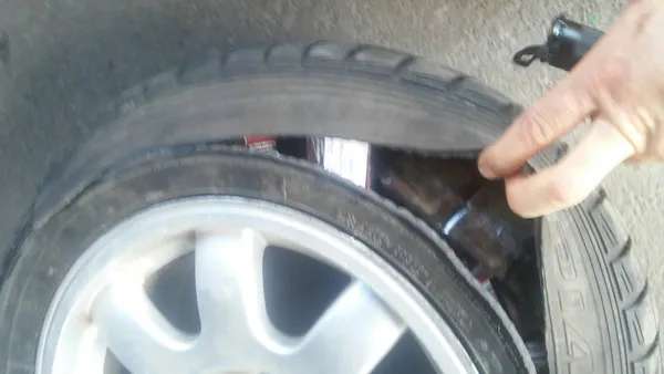 На Волині через контрабандні цигарки в чоловіка забрали Audi