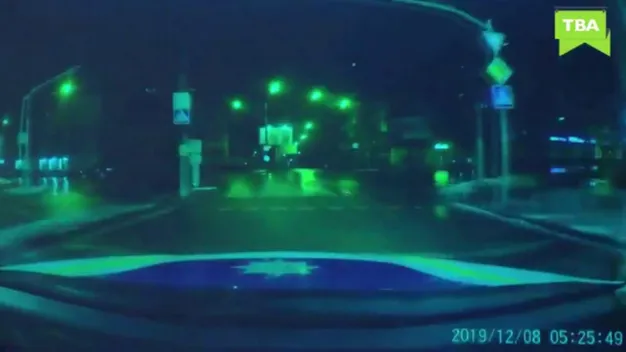 Патрульний «під кайфом» ганявся за п'яним водієм і розбив службовий автомобіль