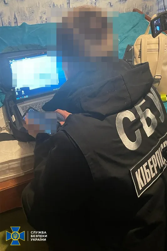 У Луцьку СБУ заблокувала телеграм-канал, який допомагав ухилянтам уникати мобілізації (фото, відео)