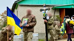 У Нововолинську провели в останню путь захисника Василя Миронюка (фото)