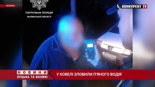 У Ковелі патрульні зловили п'яного дідуся за кермом (фото, відео)