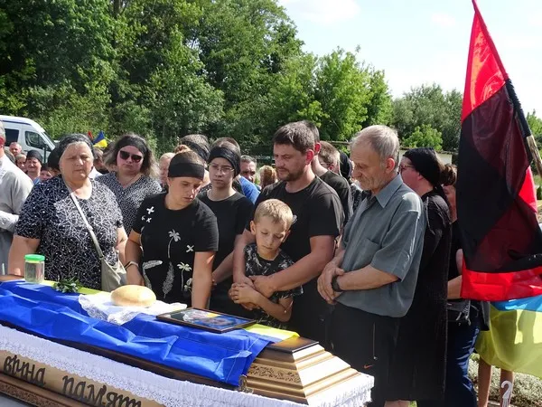 Після року пошуків додому на Волинь назавжди повернувся воїн Володимир Мороз (фото)