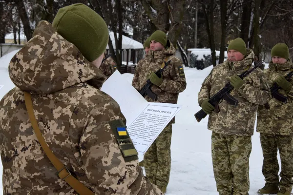 У Волинському прикордонному загоні – поповнення: новобранці склали присягу (фото)