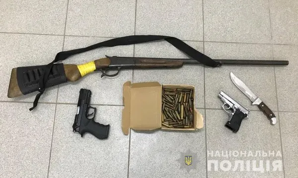 Пістолети, гвинтівки, ножі: на Волині переплавили на брухт зброю (фото)
