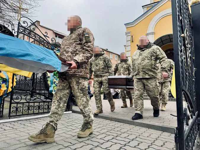На Волині попрощалися із воїном Степаном Гученком (фото)