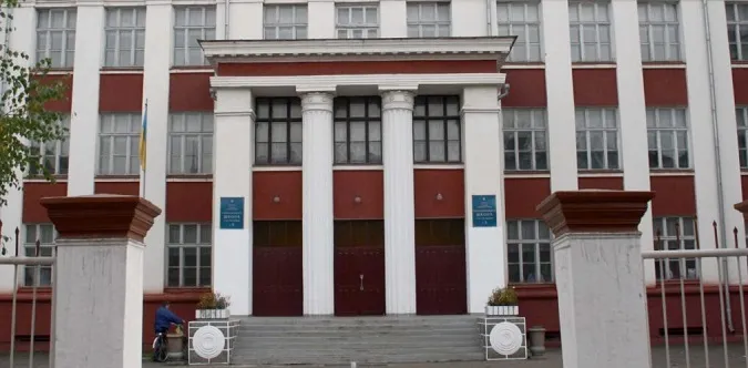 У Луцьку школи закріпили за мікрорайонами (перелік адрес)
