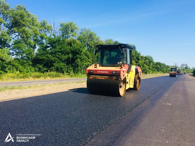 Показали відремонтовану частину автодороги Луцьк-Рівне (фото)