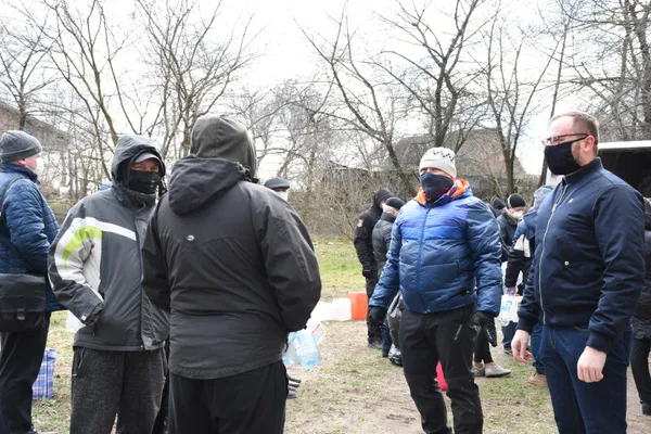 У Луцьку видали засоби для дезінфекції під'їздів (фото, відео)