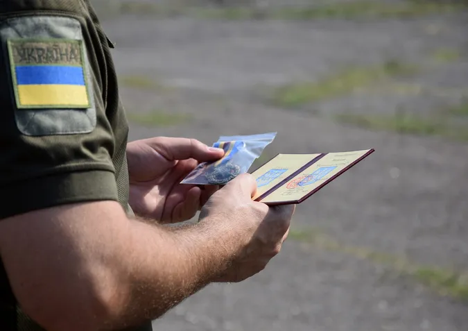 Волинським прикордонникам вручили нагороди за участь в бойових діях (фото)