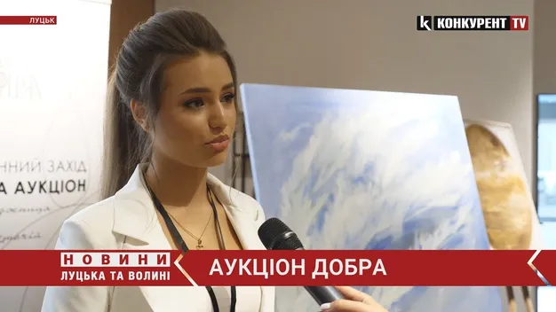 Юна луцька художниця продала свої картини, щоб врятувати онкохворих діток (відео)