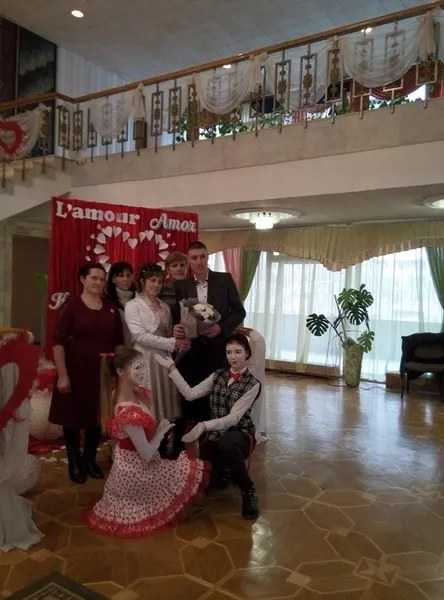 Розповіли, скільки пар одружились у Луцьку в День святого Валентина (фото)