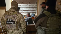 На хабарі викрили заступника голови Запорізької облради та його спільників (фото)