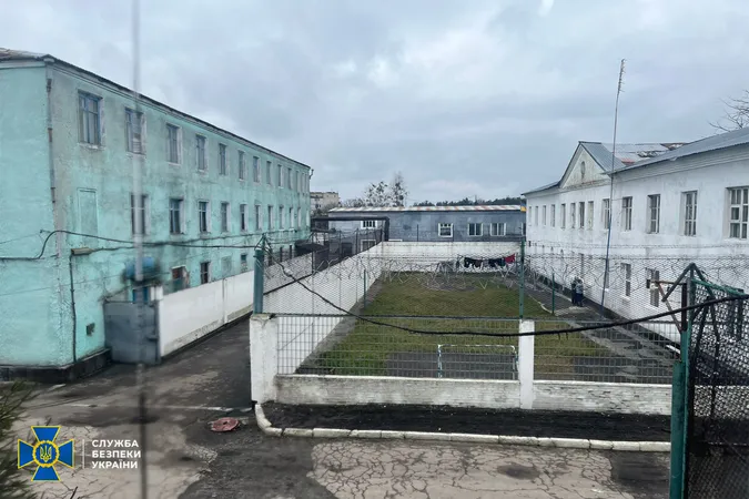 На Волині кримський «зек» оспівував «рускій мір»: СБУ зірвала бенефіс (фото, відео)