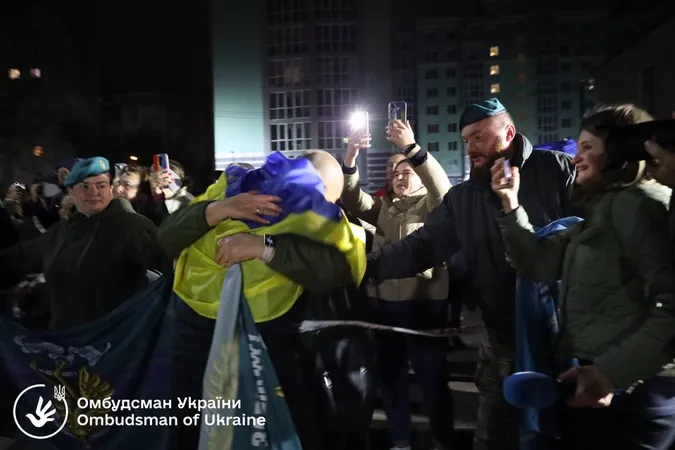 Додому з полону повернули ще 95 захисників (фото)