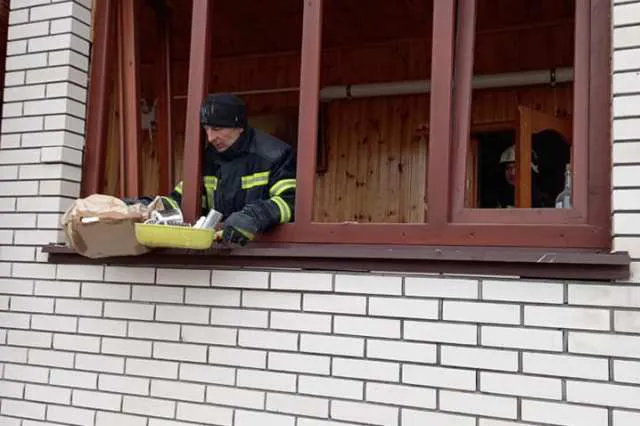 Ракетний удар по Овручу: зруйновано 30 житлових будинків (фото, відео)