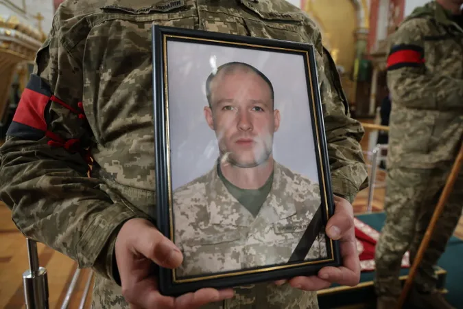 У Луцьку попрощалися з двома загиблими на війні воїнами (фото)