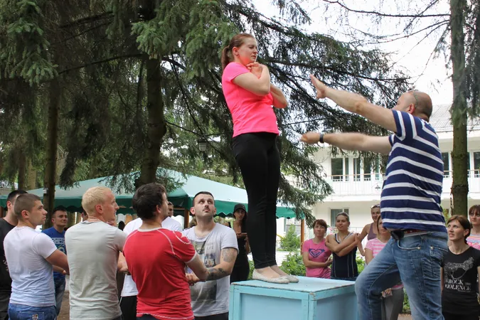 Мінне поле, 1000 Вт, нічні квести:  як Волвест випробовує працівників на міцність. Ніч (фото)  