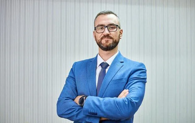 Кинув яйцем в Януковича: що відомо про нового топ-менеджера «Укрзалізниці»?