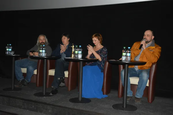 «Нам треба було поїхати в Італію», – у Луцьку показали фільм «Гніздо горлиці» (фото)