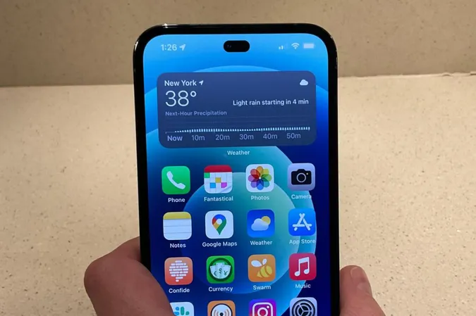 Стало відомо, як виглядатиме iPhone 14 без «чубчика» (фото)